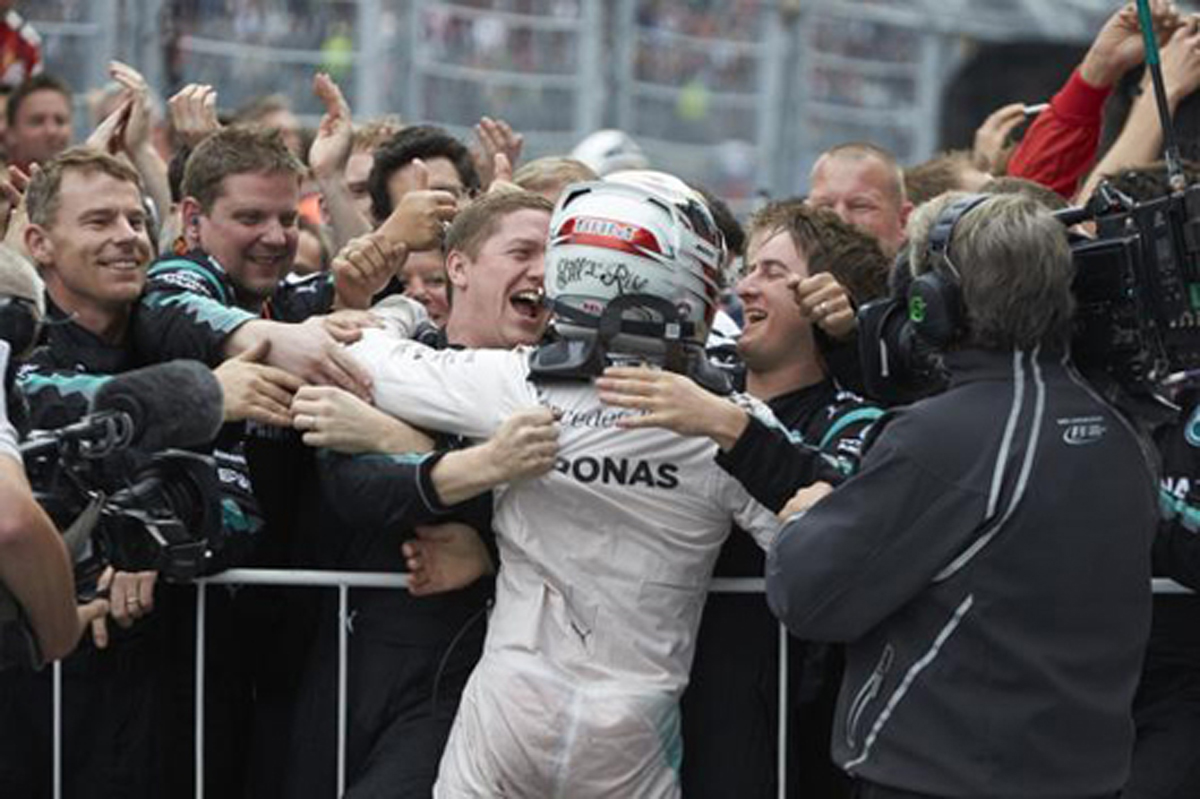 メルセデス、2015年のF1コンストラクターズタイトルを獲得