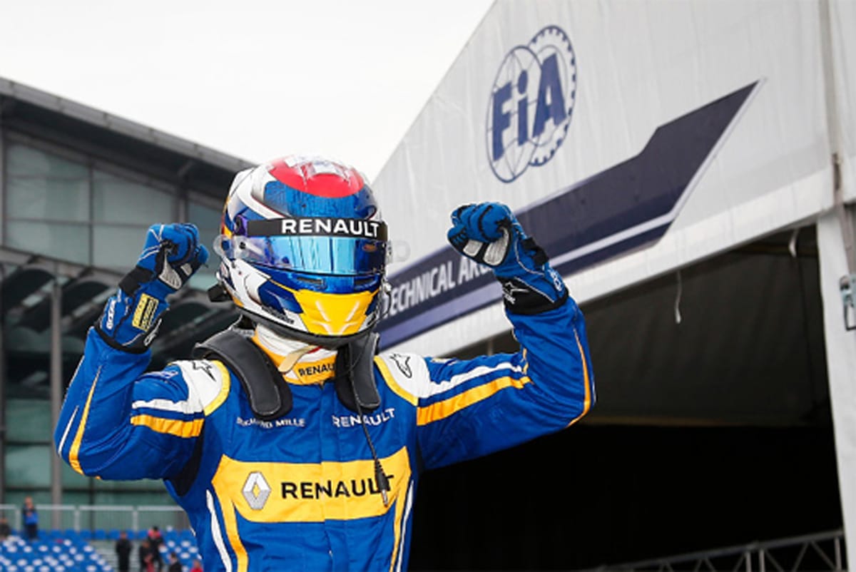 フォーミュラE 開幕戦 結果：セバスチャン・ブエミが圧勝
