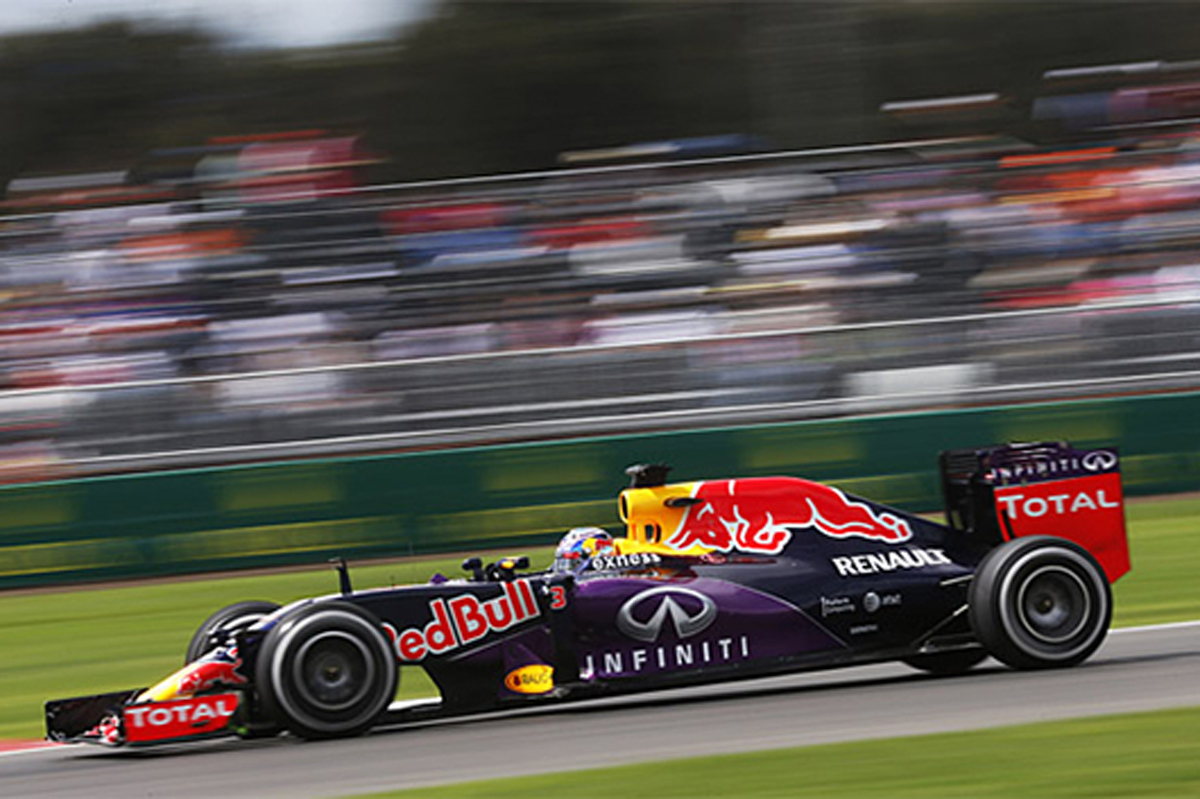 ダニエル・リカルド、F1ブラジルGPでルノーの最新版パワーユニットを搭載