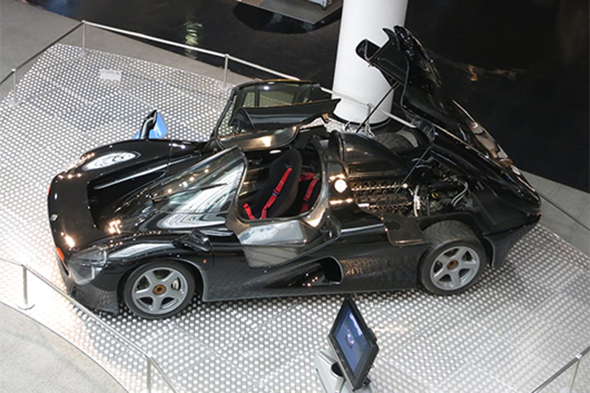 ヤマハ、F1エンジン搭載の幻のスーパーカー「OX99-11」を展示