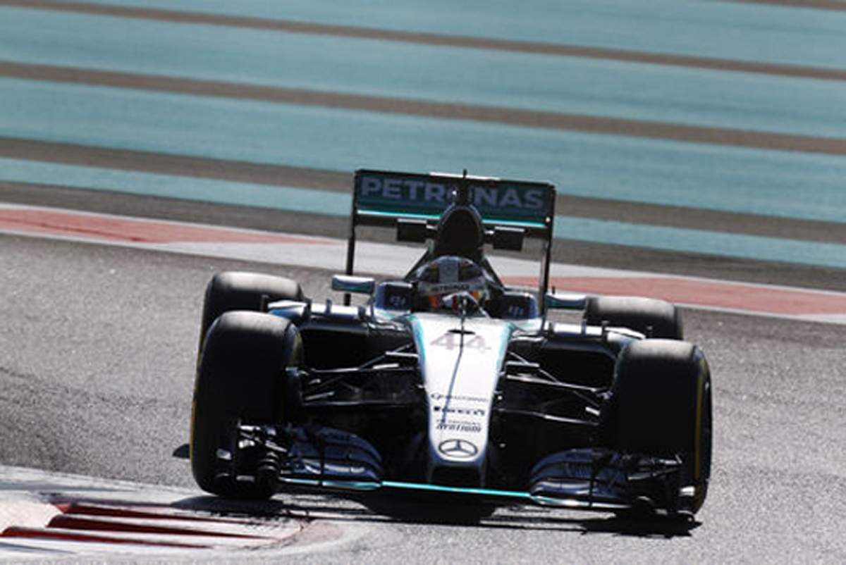 F1アブダビGP フリー走行1回目：ルイス・ハミルトンがトップタイム