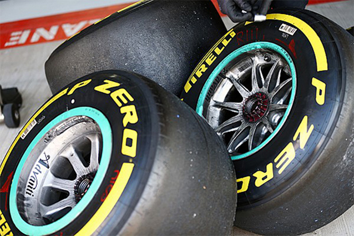 ピレリ、2016年の新F1タイヤ規約の詳細を説明