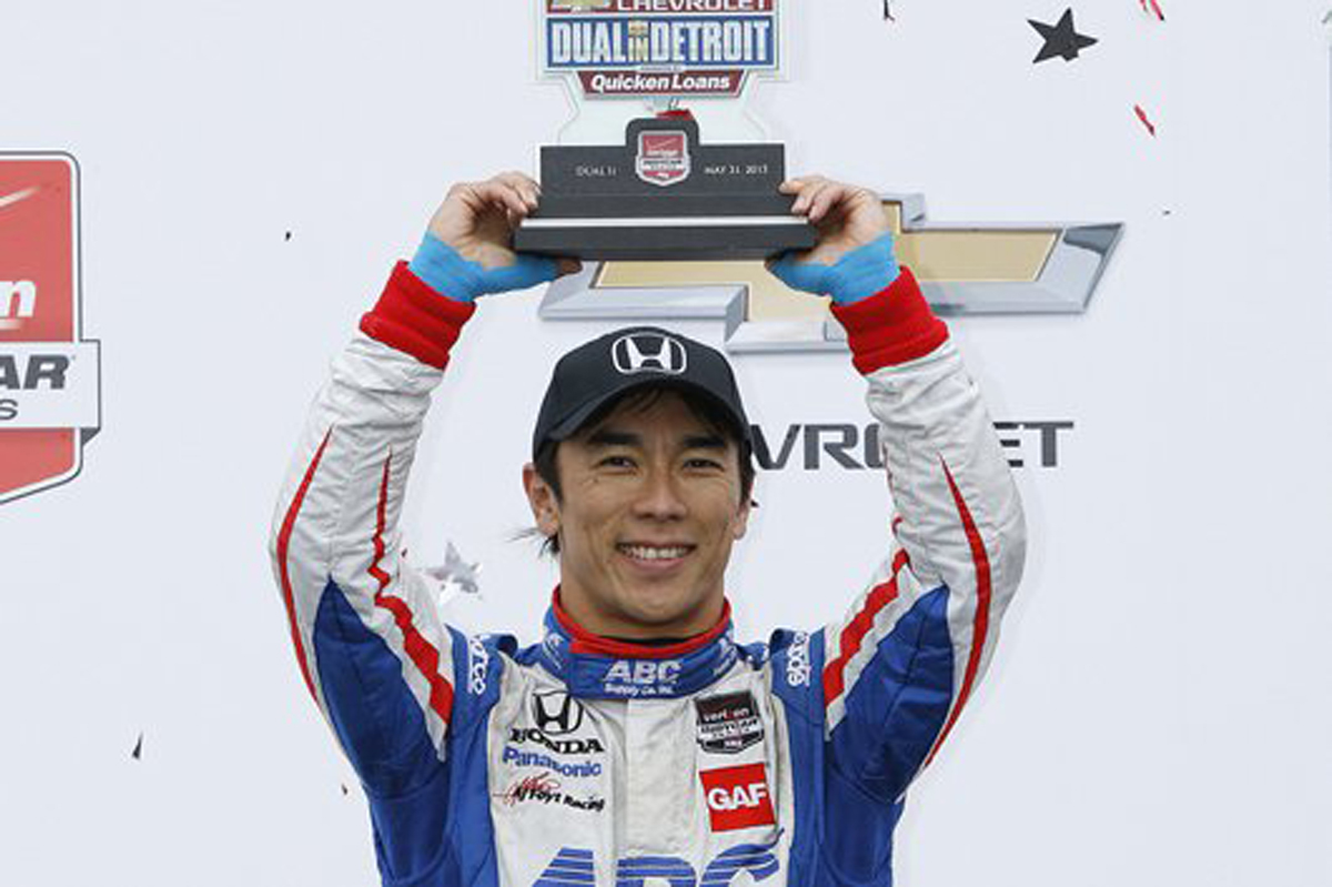 佐藤琢磨、2016年もAJフォイト・レーシングからインディカーに参戦