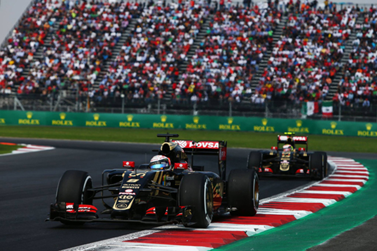 ルノー、2016年F1マシンはE23をベースに大部分のパーツを新設計