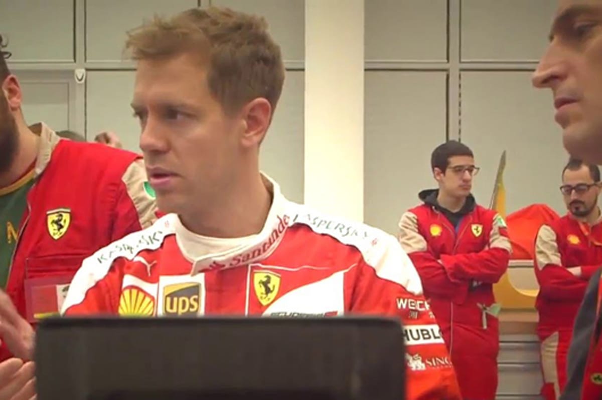 【動画】 セバスチャン・ベッテル、フェラーリ 2016年F1マシンでシート合わせ