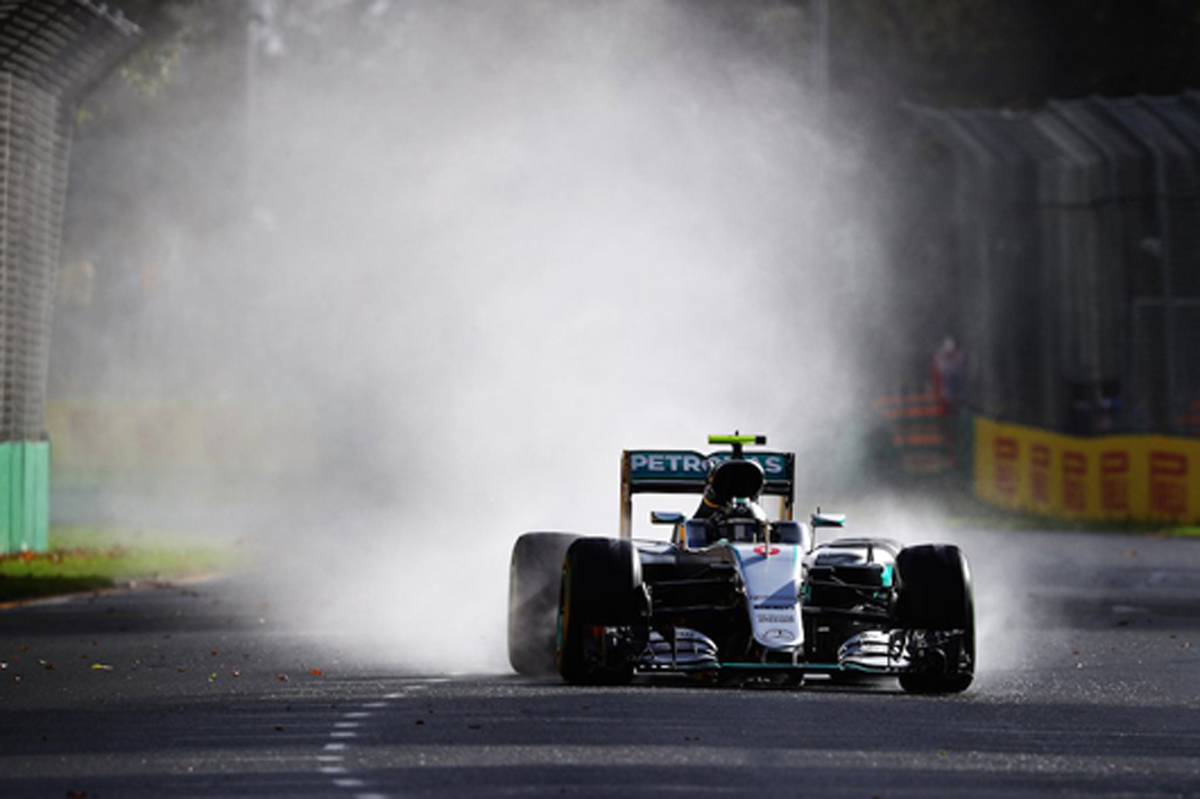 メルセデス:F1オーストラリアGP 初日レポート