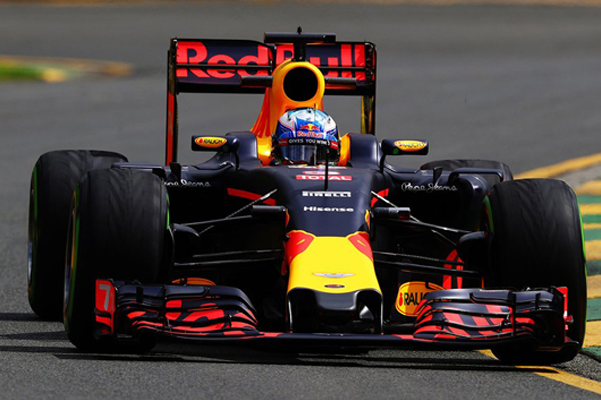 レッドブル:F1オーストラリアGP 初日レポート