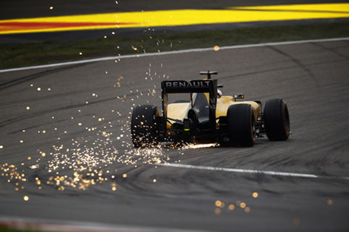 ルノー:2台ともQ1敗退 / F1中国GP 予選