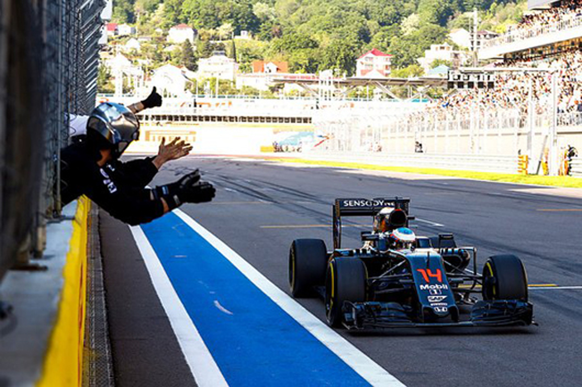 マクラーレン・ホンダ：アロンソ6位＆バトン10位でダブル入賞 / F1ロシアGP