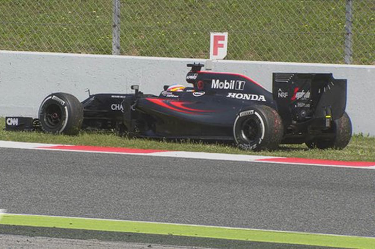 フェルナンド・アロンソ、マシントラブルでリタイア / F1スペインGP