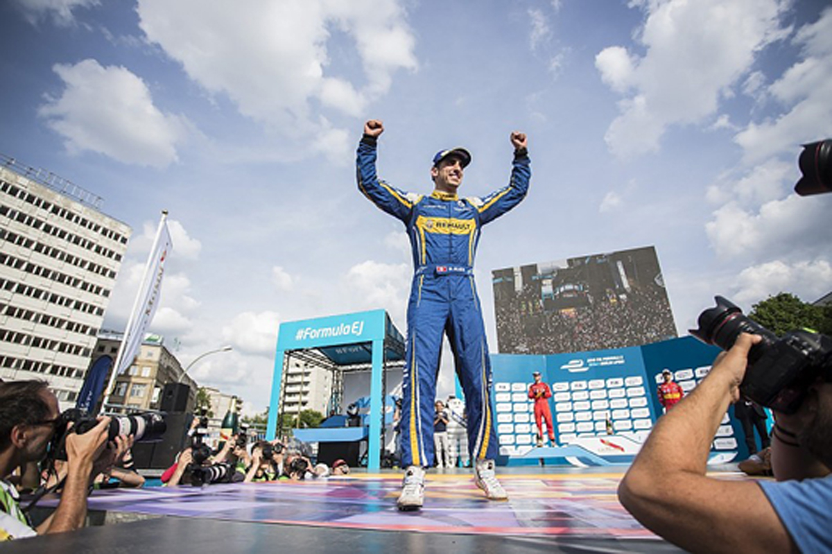 フォーミュラE 第8戦 結果:セバスチャン・ブエミが優勝