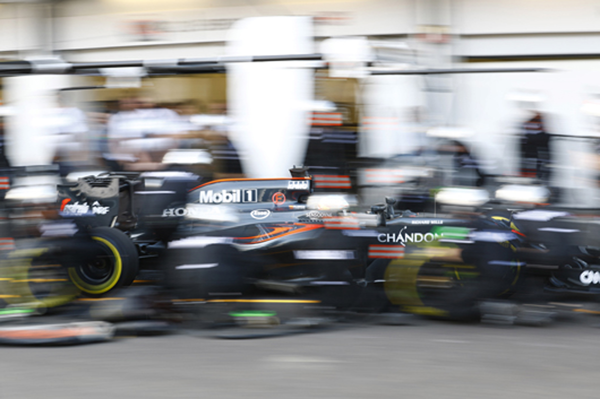 ホンダ F1、2つ目のチームへの供給に備えて組織を拡大