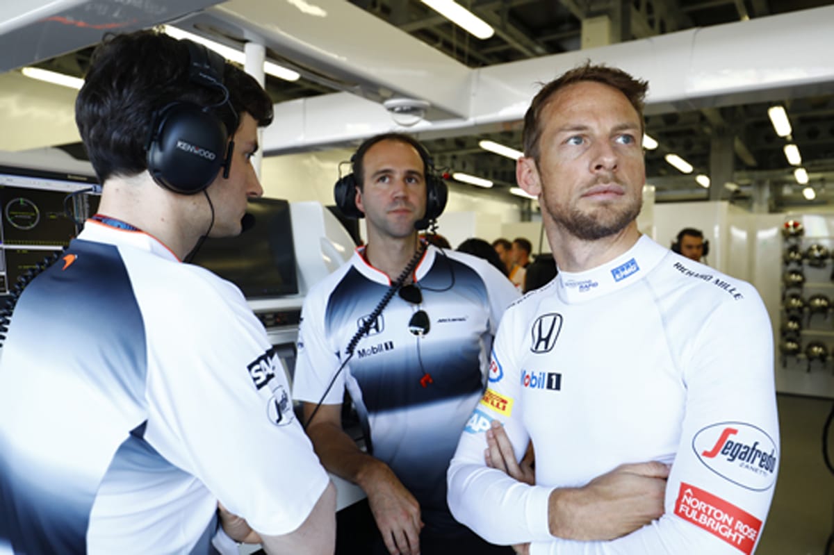 ジェンソン・バトン、新人F1ドライバーは“無鉄砲”だと非難