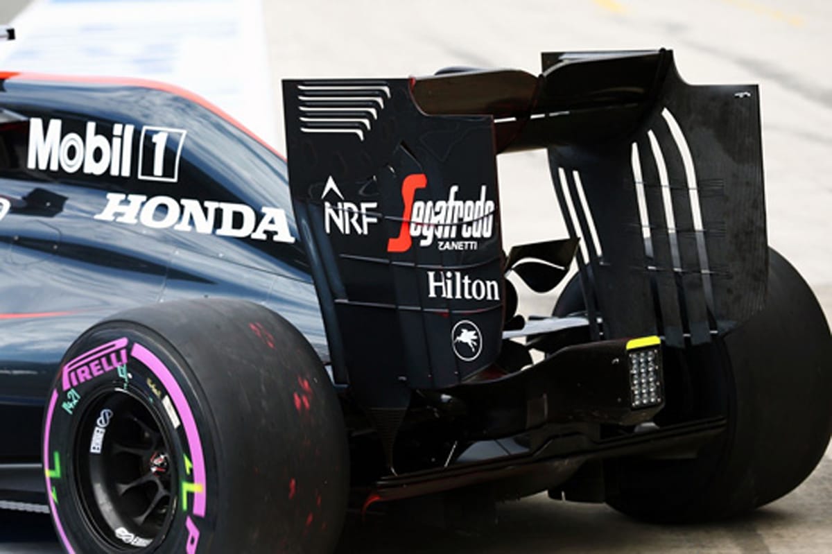 マクラーレン・ホンダ、新型リアウィングをテスト / F1オーストリアGP