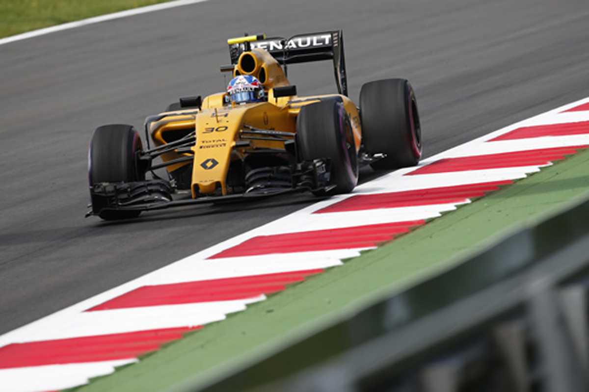 ルノー:F1オーストリアGP 初日レポート