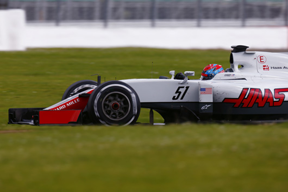 サンティノ・フェルッチ 「ここで学んだ全てがGP3に役立つ」 / ハース