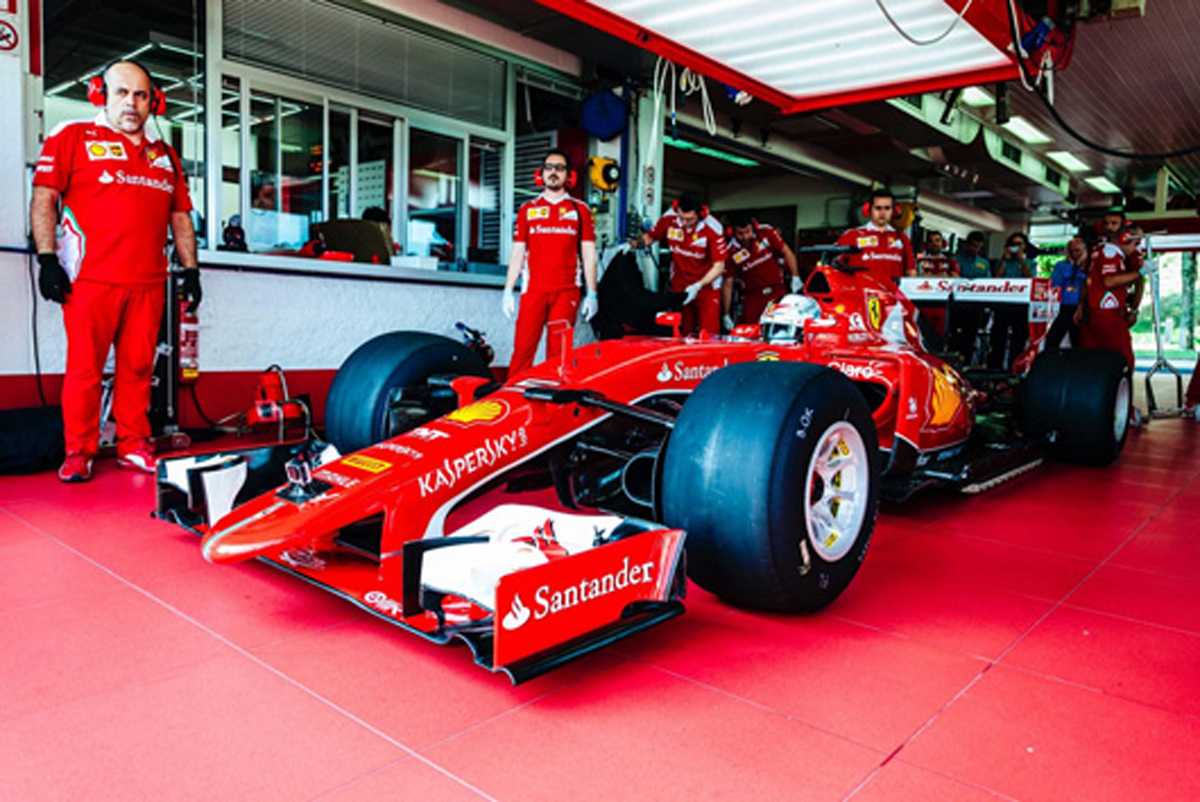 ピレリ：2017年の幅広F1タイヤを初テスト
