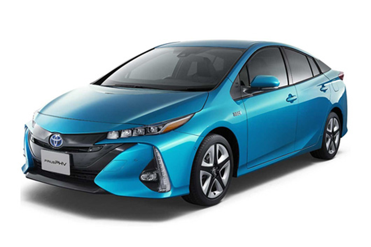 トヨタ、新型プリウスPHVの国内発売時期を延期