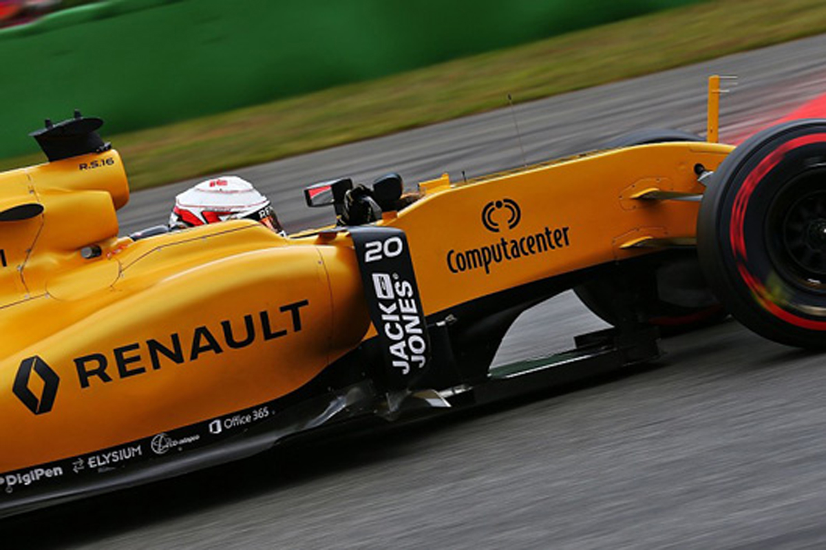 ルノー、5か年計画を早めてF1タイトルを狙う