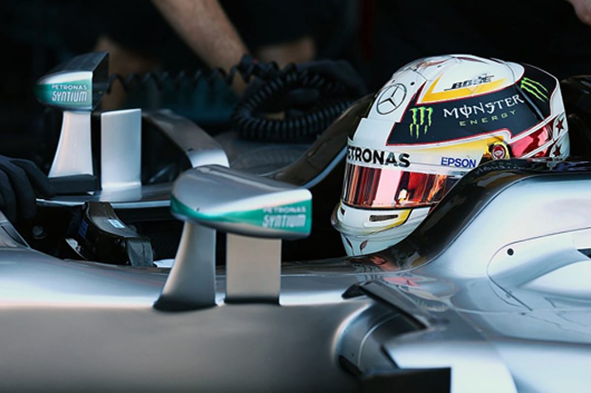 ルイス・ハミルトン、パワーユニット交換で30グリッド降格