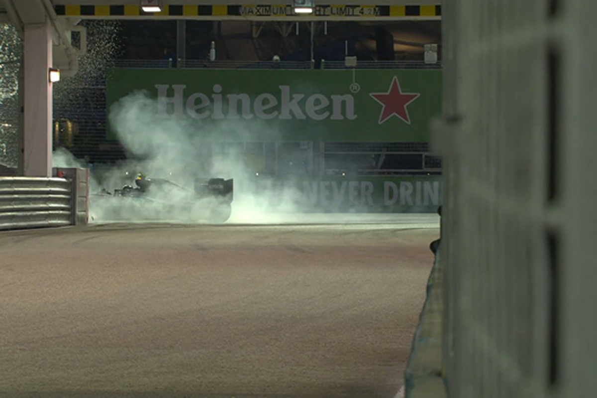 【動画】 ニコ・ロズベルグがクラッシュ / F1シンガポールGP（FP1）
