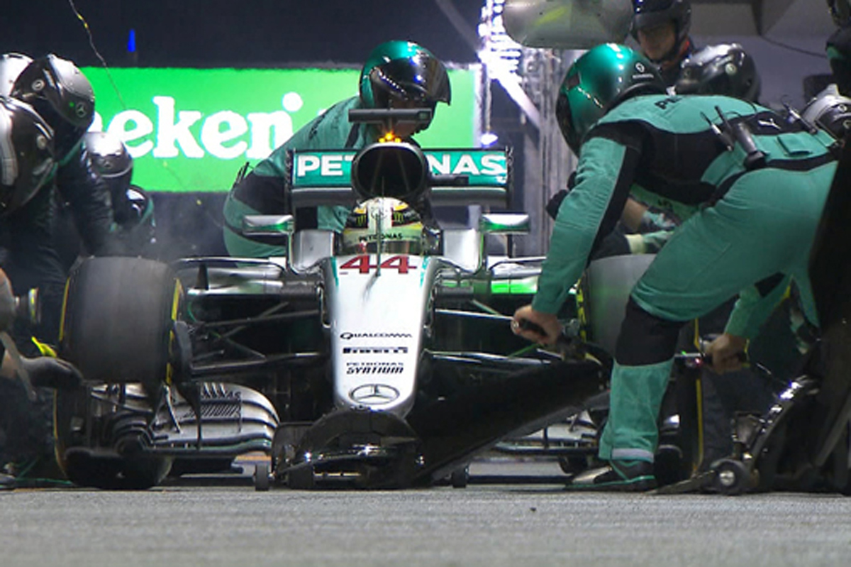 【動画】 F1シンガポールGP：ハミルトンのタイヤ交換が生んだドラマ