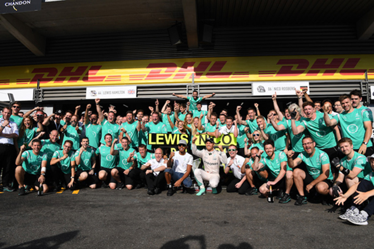 メルセデス、F1マレーシアGPでタイトル獲得の可能性