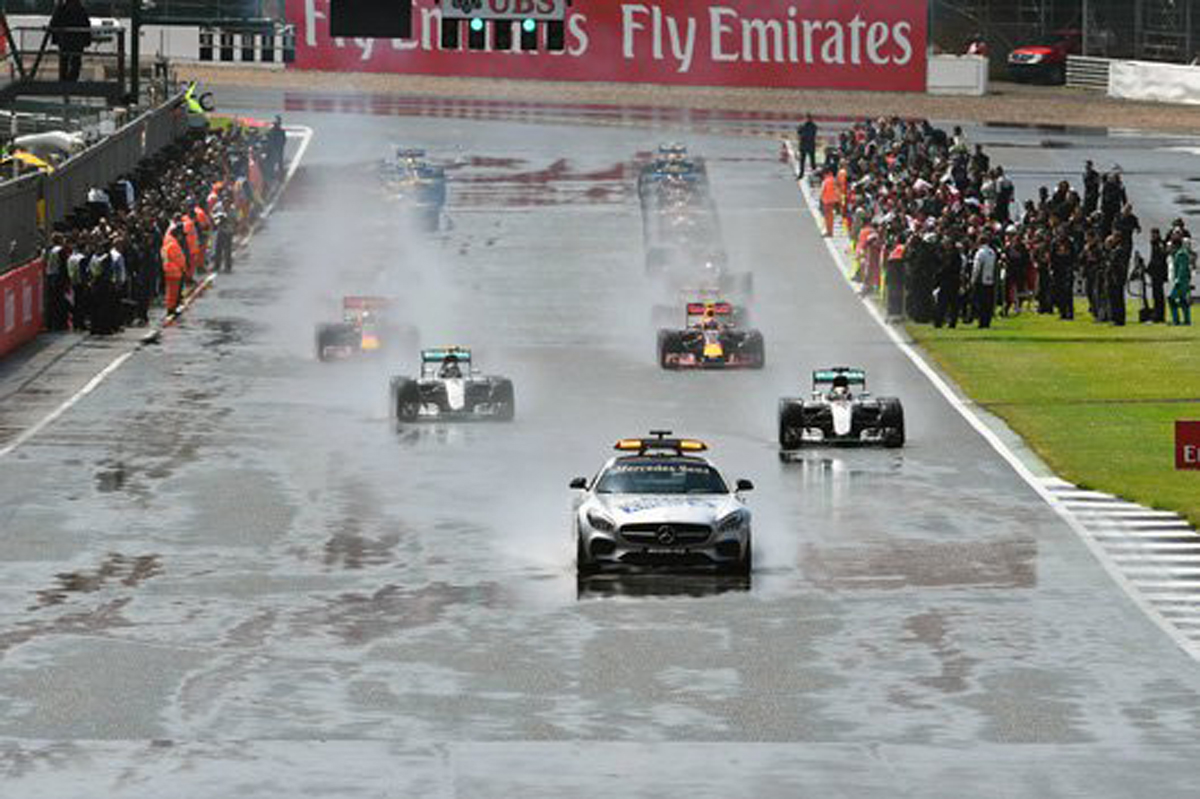 2017年 F1レギュレーション:ウェット時のスタンディングスタートを採用