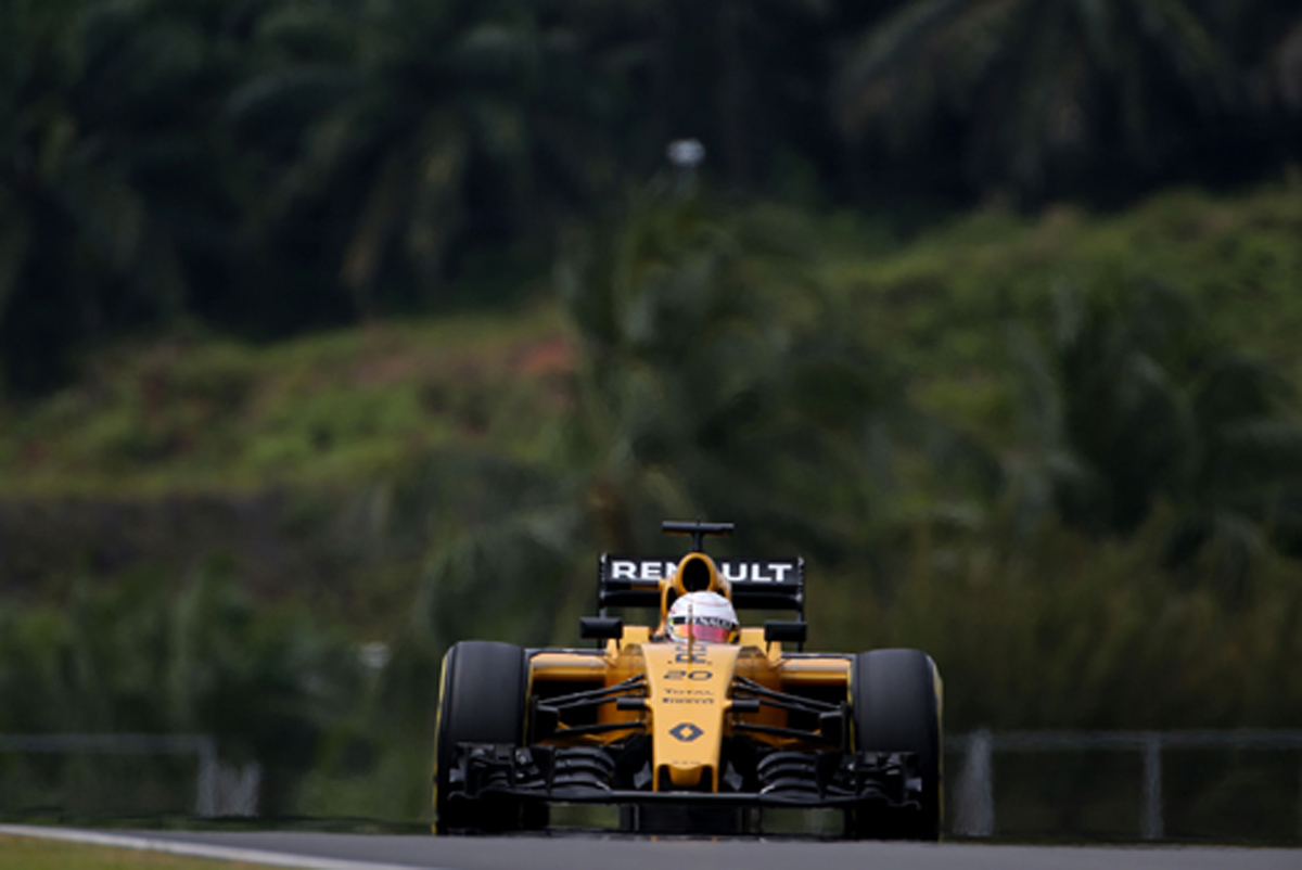 ルノー：ケビン・マグヌッセンが14番手 / F1マレーシアGP 予選