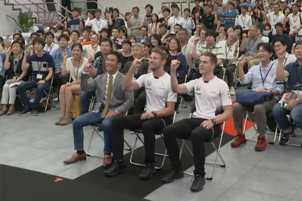 【動画】 McLaren-Honda ドライバーアピアランス