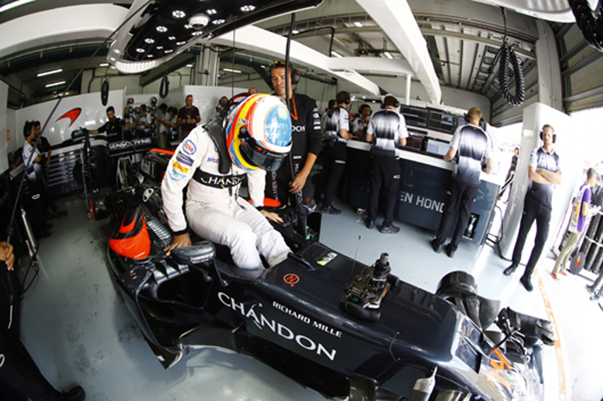 フェルナンド・アロンソ、アップデート版エンジンでF1日本GPに挑む
