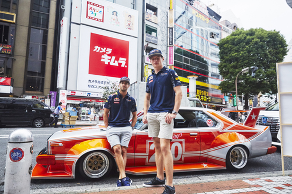 レッドブルの二人、“Bosozoku car”で渋谷をドライブ