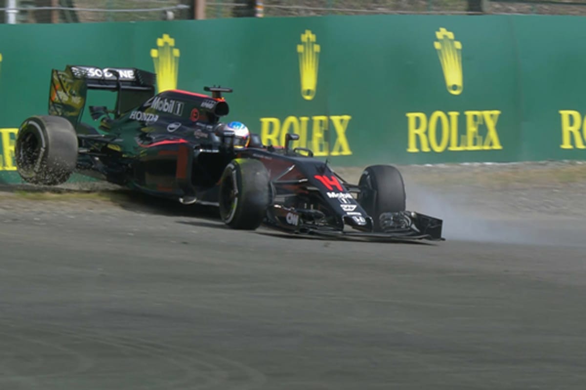 【動画】 フェルナンド・アロンソがスピン / F1日本GP フリー走行1回目