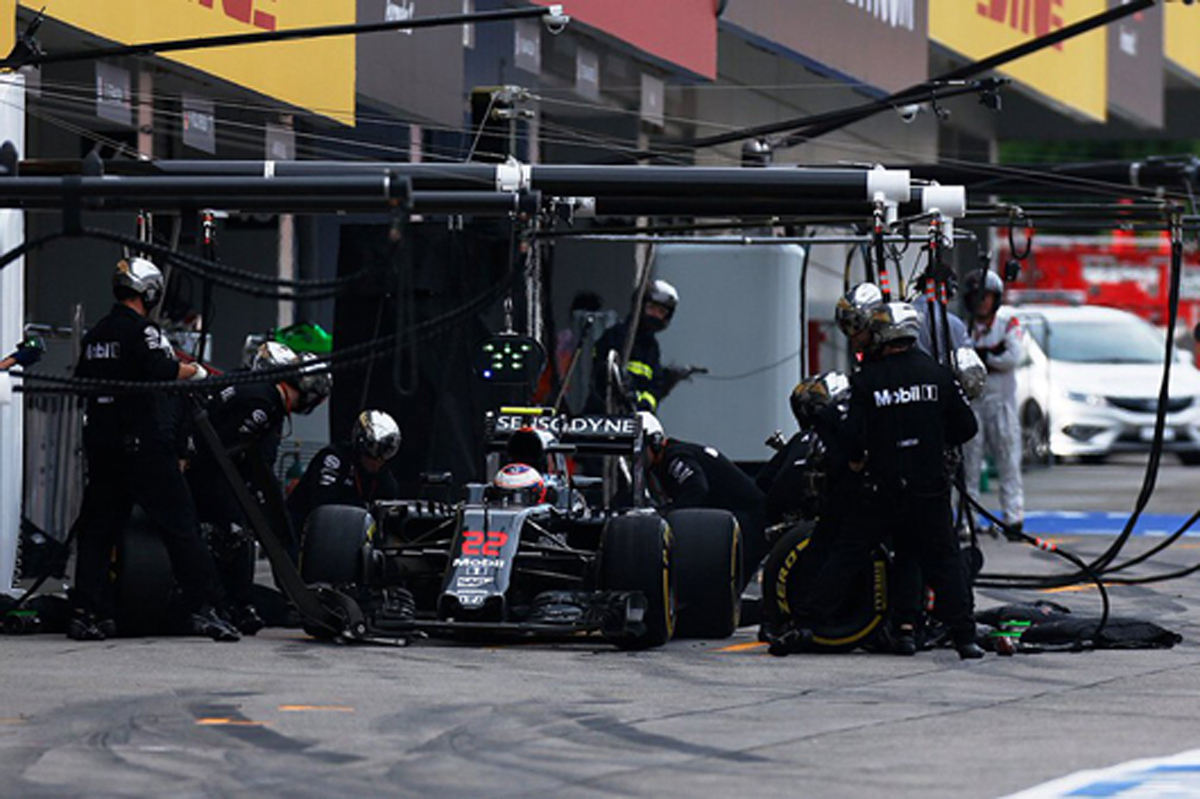 ホンダ F1 「大勢のファンの前で非常に期待外れな結果」 / F1日本GP