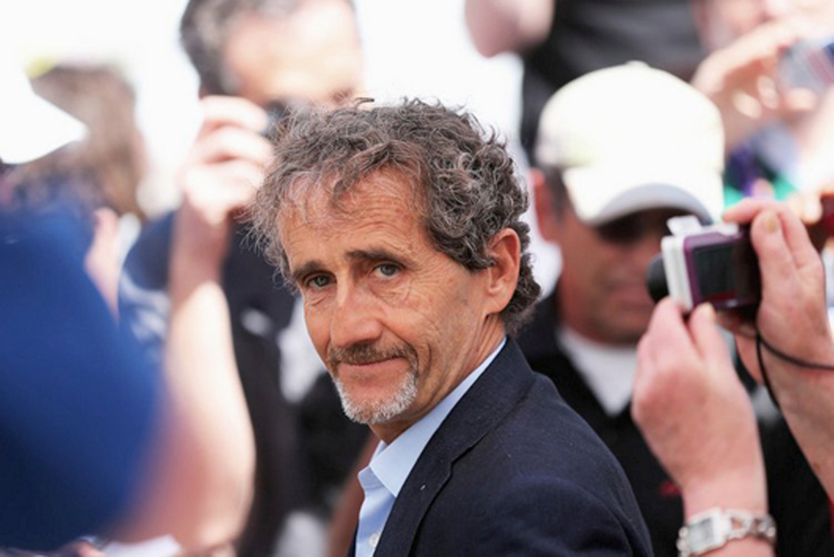アラン・プロスト、ルイス・ハミルトンのF1通算51勝を祝福