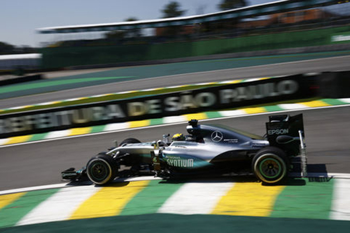 F1ブラジルGP フリー走行1回目：ルイス・ハミルトンがトップタイム