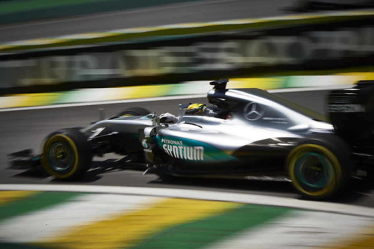 メルセデス：F1ブラジルGP 金曜フリー走行レポート