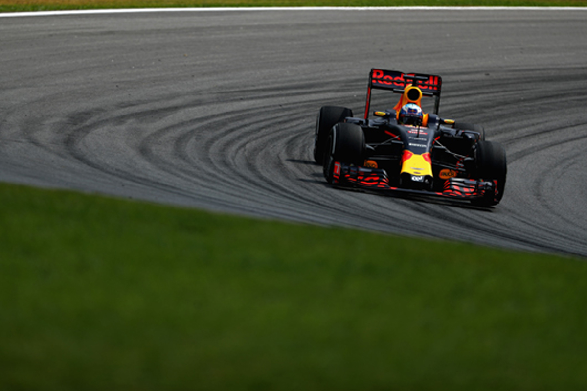 レッドブル：F1ブラジルGP 金曜フリー走行レポート