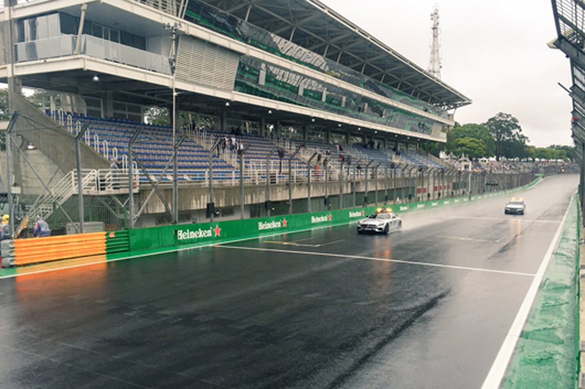 【F1ブラジルGP】 インテルラゴス、決勝日の朝に豪雨