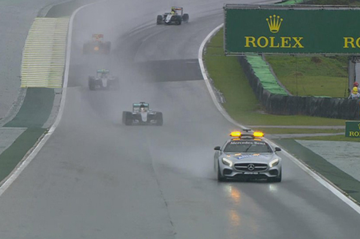 F1ブラジルGP:雨足が強まり2度目の赤旗中断