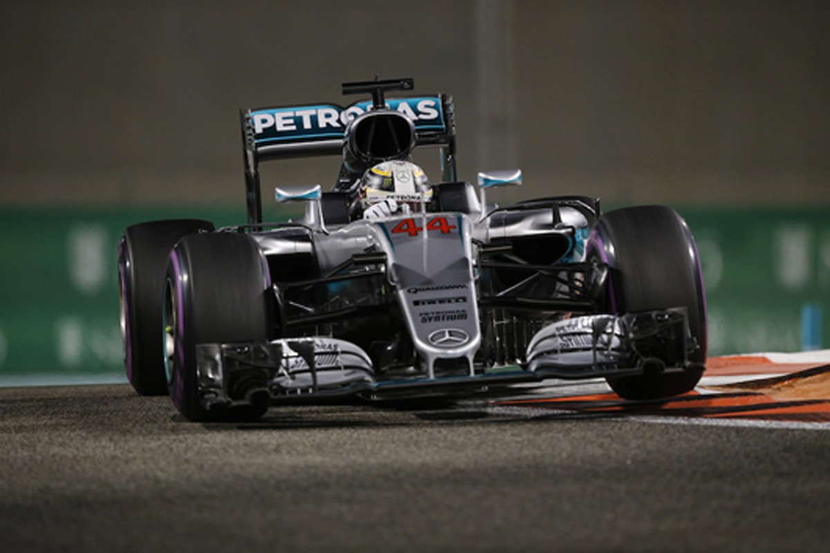 F1アブダビGP 予選:ルイス・ハミルトンがポールポジション