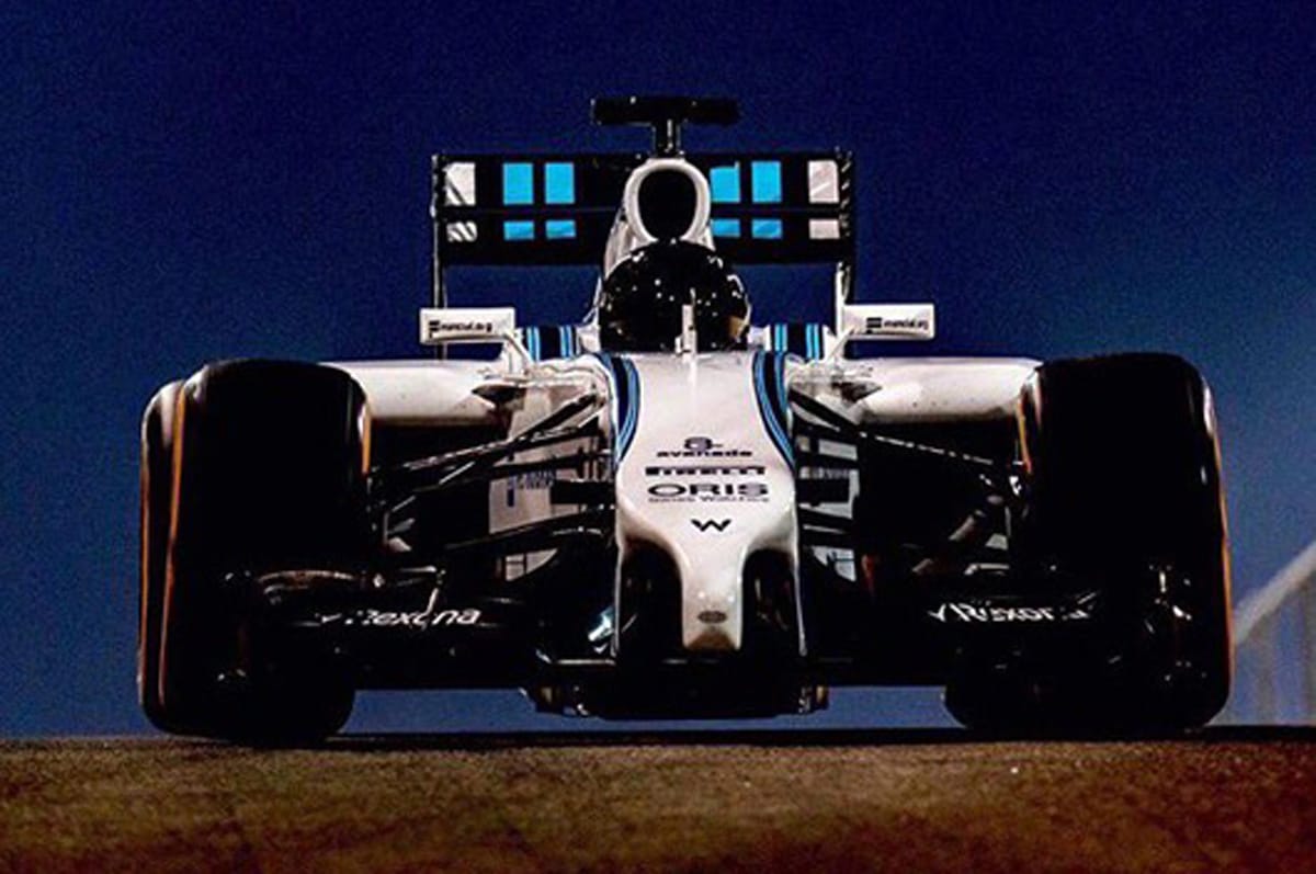 【画像】 ランス・ストロール、ウィリアムズ FW36でテスト走行