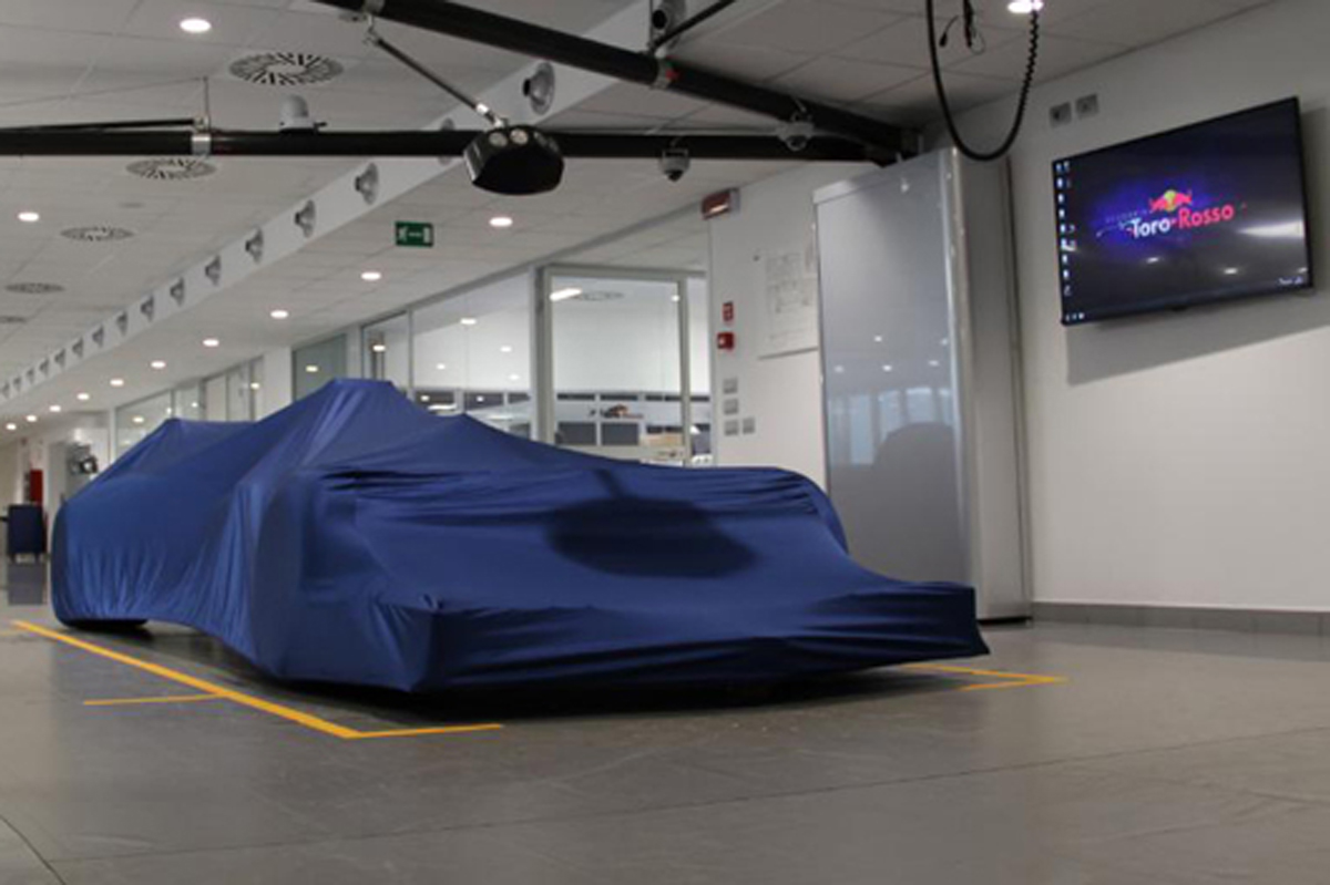 トロ・ロッソ、STR12を2月26日に発表