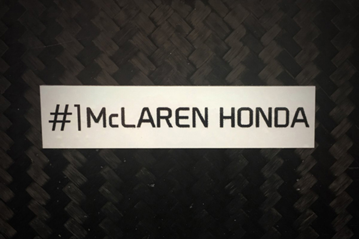 フェルナンド・アロンソ、マクラーレン・ホンダ MCL32の初走行を担当