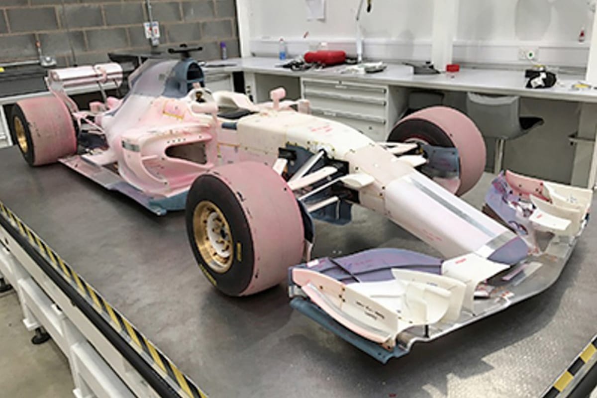 マノー、2017年F1マシンの風洞モデルなどが競売に