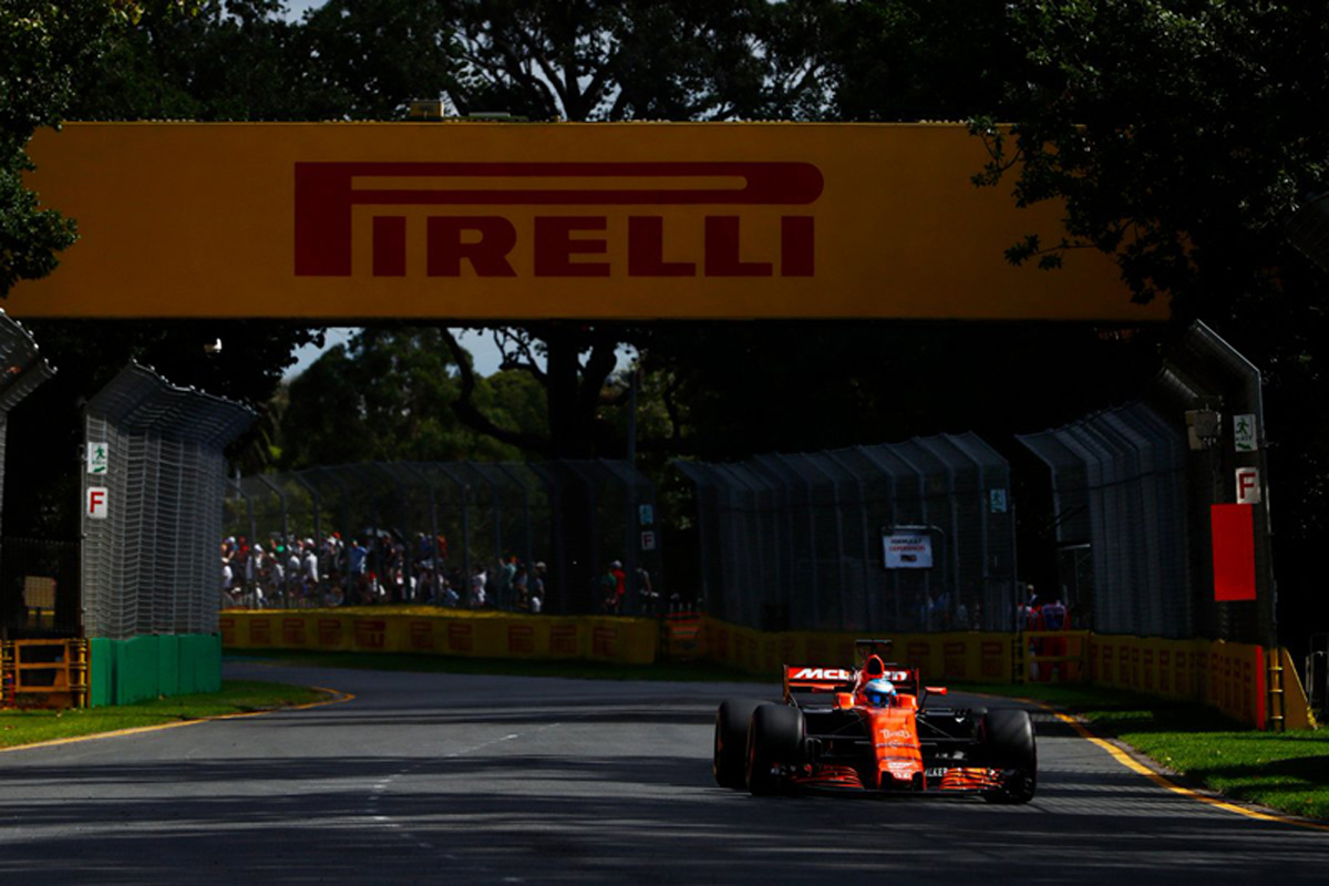 マクラーレン・ホンダ、アロンソが予選Q2進出も信頼性に懸念