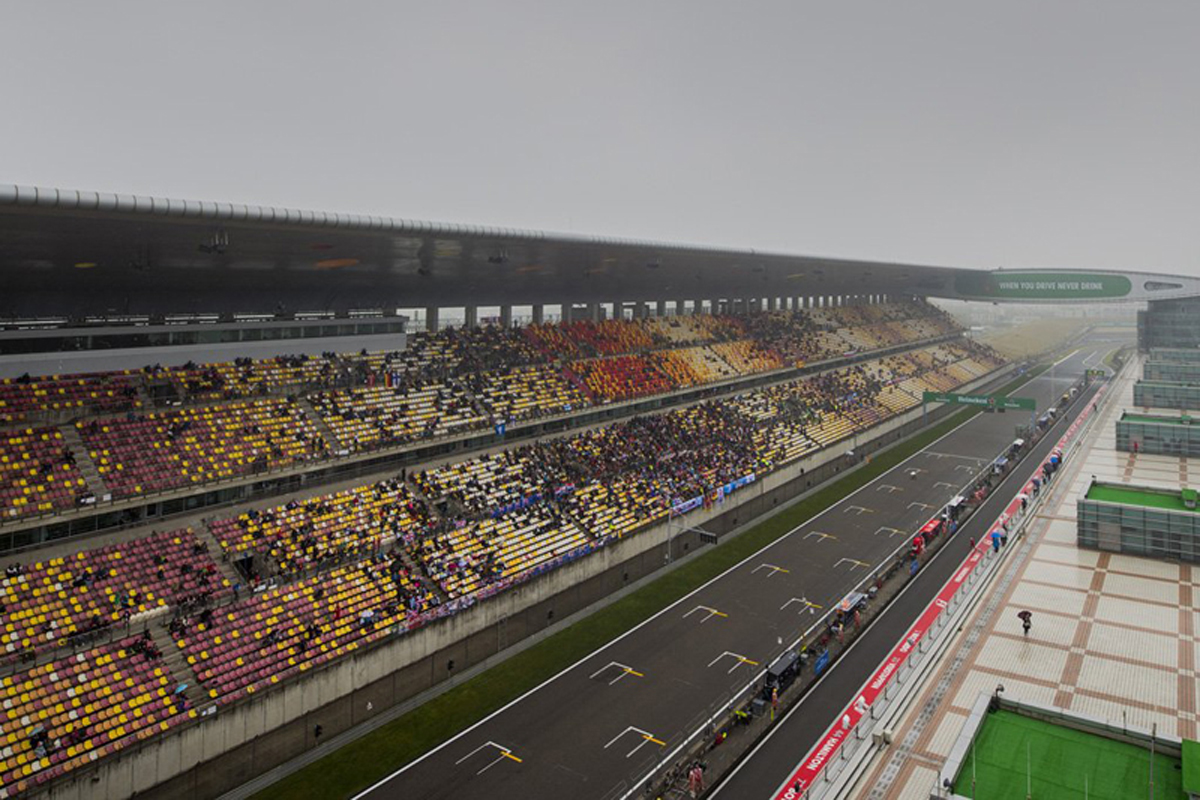 F1中国GP フリー走行2回目:メディカルヘリ問題で走行することなく終了