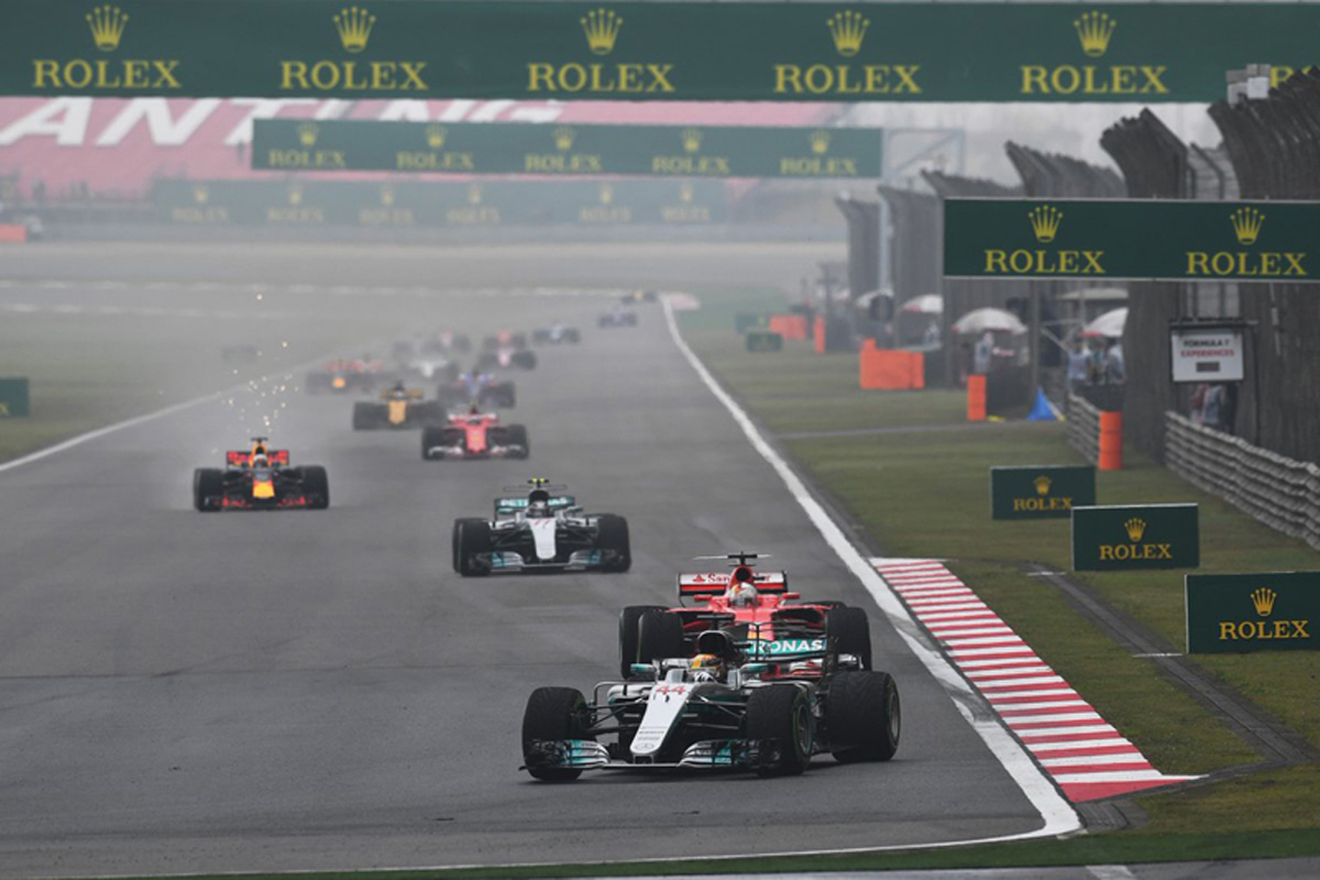 F1中国GP 結果:ルイス・ハミルトンがポール・トゥ・ウィン
