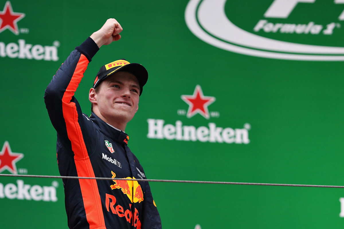 レッドブル：フェルスタッペンが16番グリッドから3位表彰台 / F1中国GP