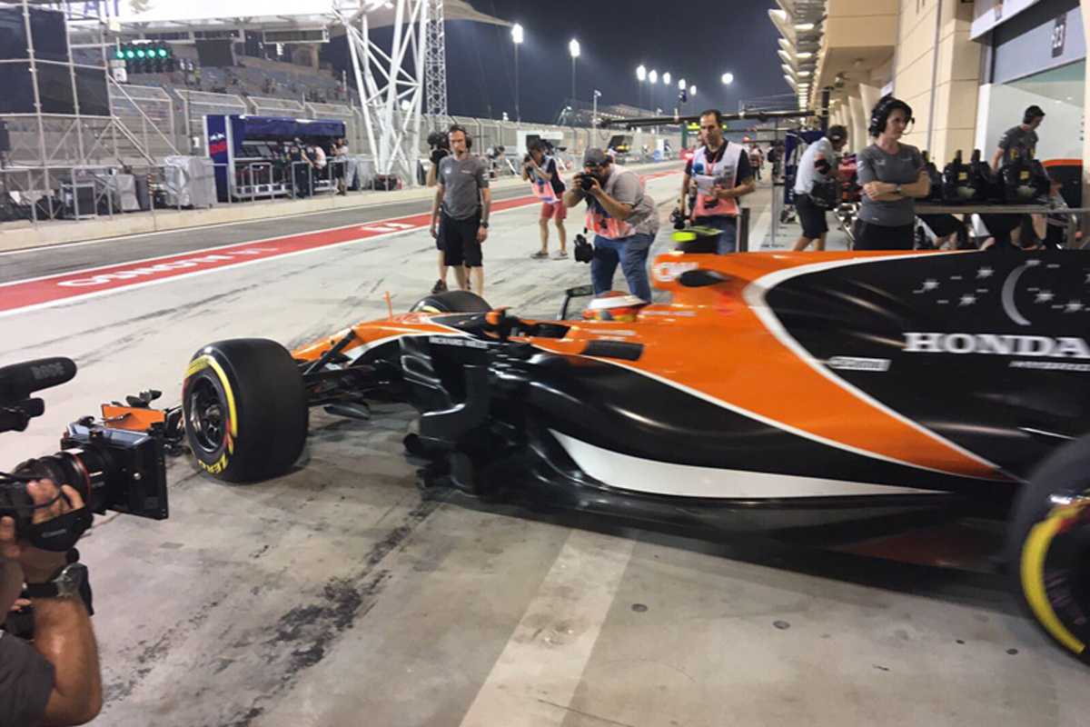 マクラーレン 「ホンダとMGU-Hの問題を調査する」 / F1バーレーンGP